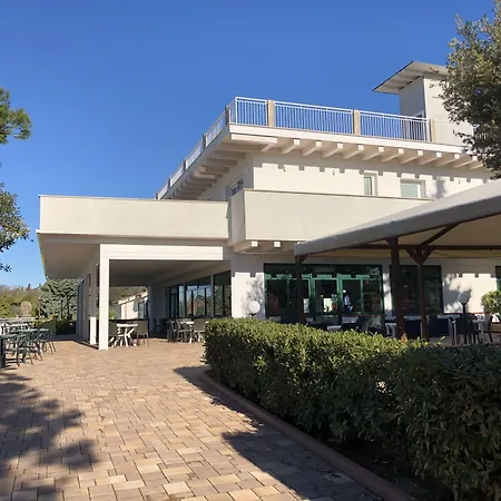 Casablanca מלון צ'יביטאנובה מארקה