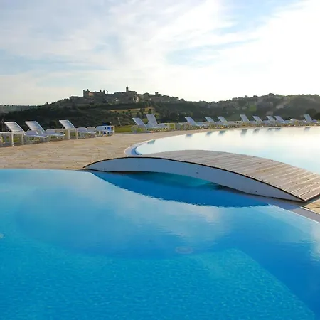 Casablanca מלון צ'יביטאנובה מארקה