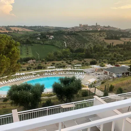 Hotel Casablanca 3*