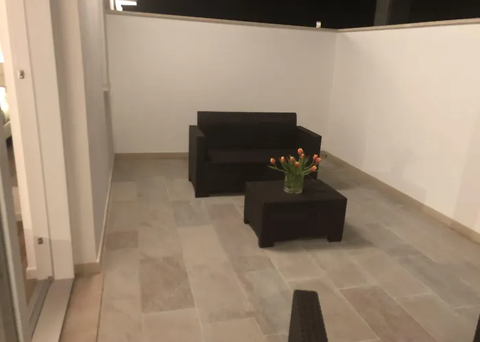 Casablanca 3* チヴィタノーヴァ・マルケ